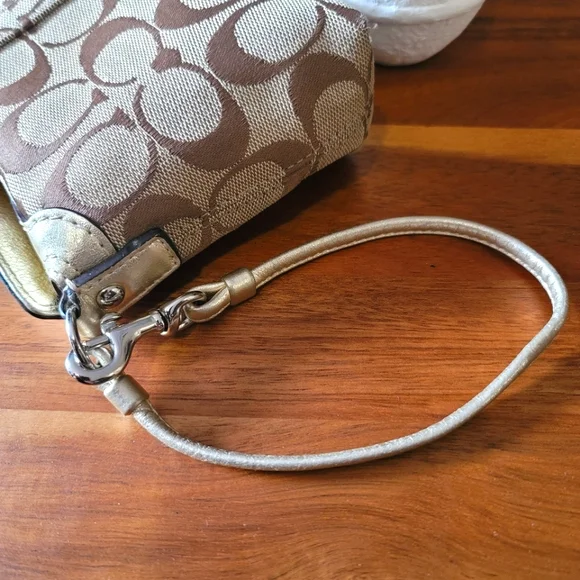 Coach Wristlet With Turnlock Closure - Picture 5 of 7